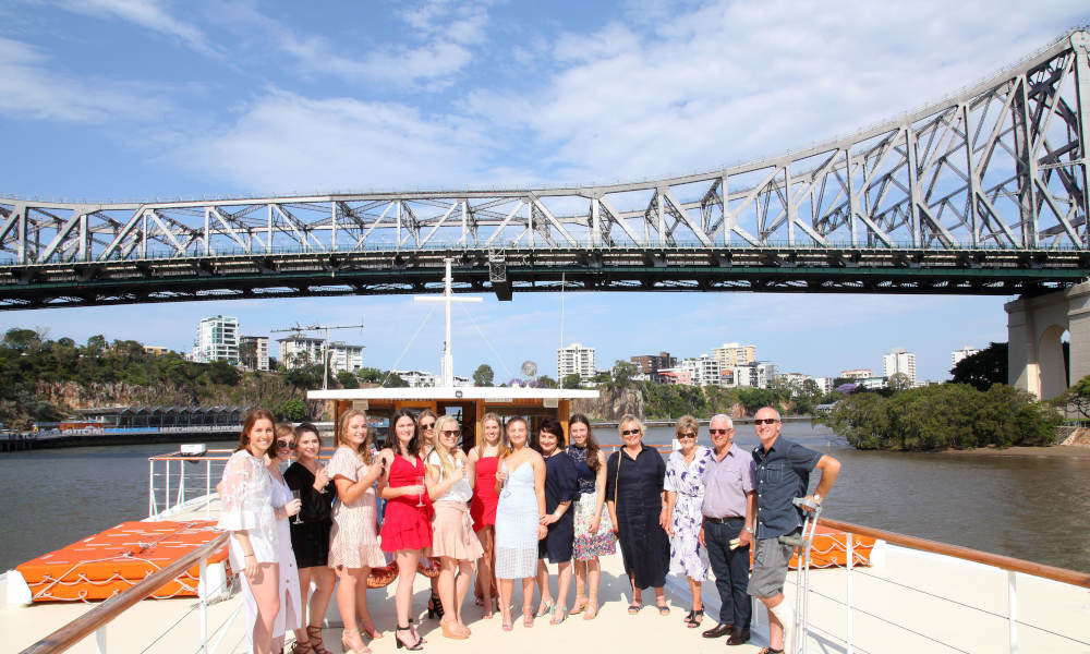 kookaburra river queens lunch cruise group