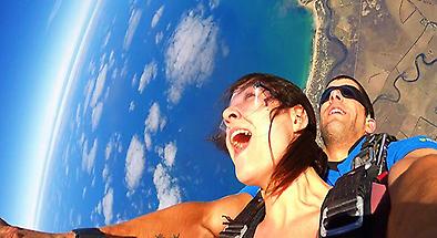 Melbourne Tandem Skydive (St.Kilda Jumpzone)