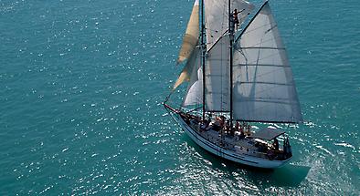 Whitehaven, Hill Inlet and Dumbell Sailing Trip