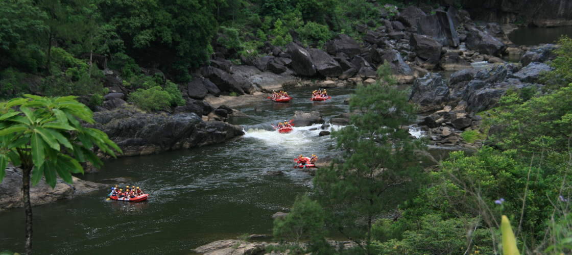 barron river white water rafting rocks foaming fury