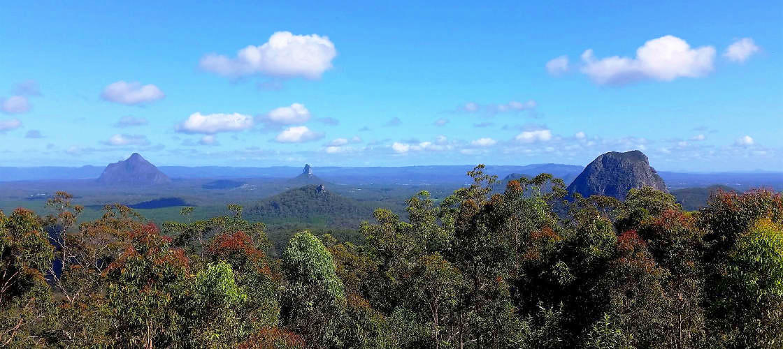 Sunshine Coast Glass House Mountain 