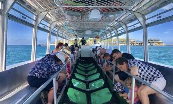 Green Island Full Day Trip + Snorkelling OR Glass Bottom Boat Thumbnail 4
