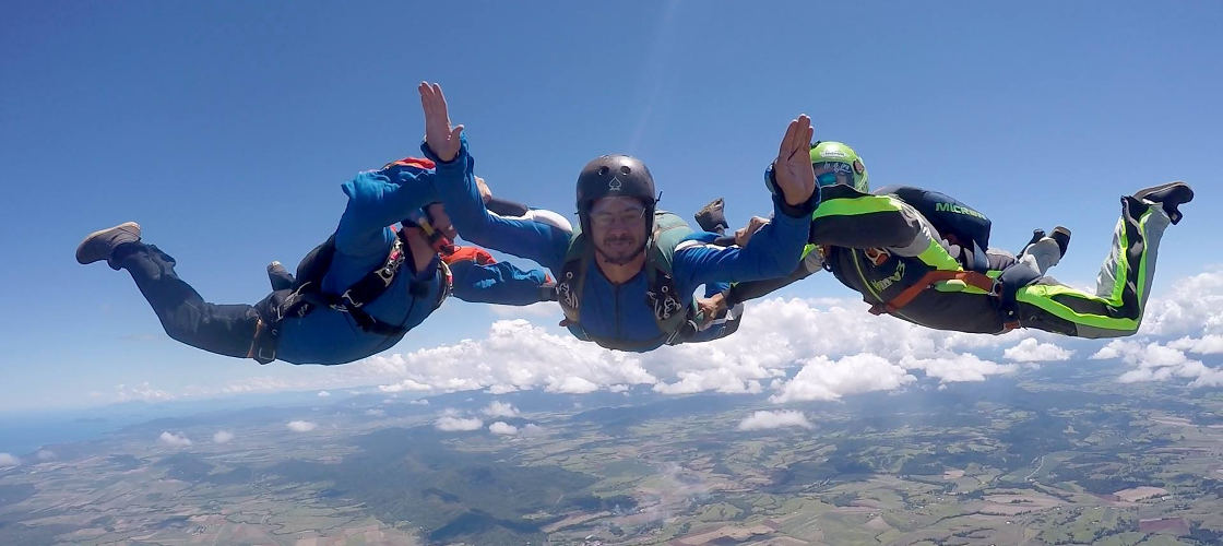 Cairns Tandem Skydive up to 14,000ft - Including Transfers