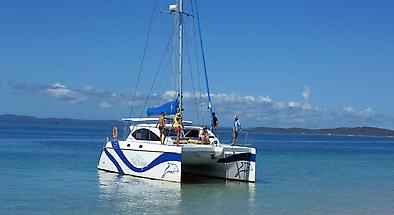 Fraser Island Half Day Eco Sailing Adventure from Hervey Bay