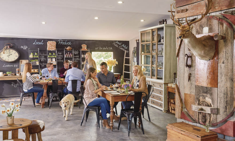 Adelaide Hills and Hahndorf Hop On Hop Off Tour