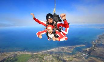 Skydive Abel Tasman 9,000ft Thumbnail 6