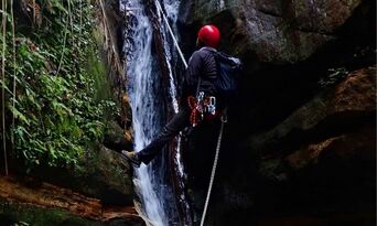 Blue Mountains Abseiling And Canyoning Thumbnail 6