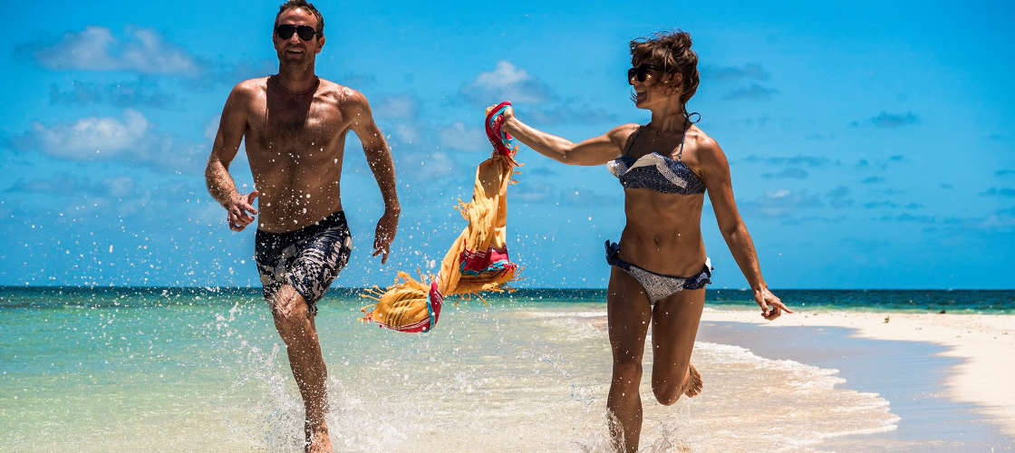 Outer Great Barrier Reef Sailing Cruise