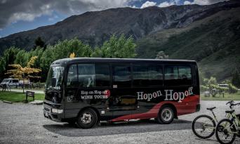 Hop On Hop Off Wine Tour departing Queenstown Thumbnail 1