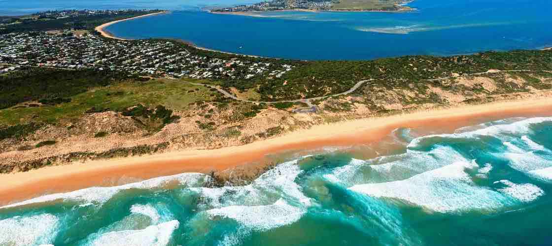 Phillip Island Cowes, Seal Rocks, Penguins & Grand Prix Circuit Helicopter Flight