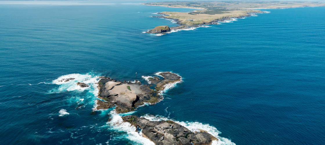 Phillip Island Cowes, Seal Rocks, Penguins & Grand Prix Circuit Helicopter Flight 1 Veterans Dr Newhaven QLD 3925