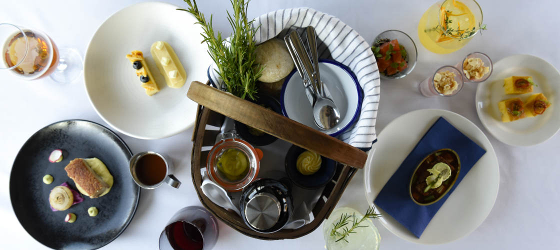 First Class Q Train Lunch Departing Queenscliff