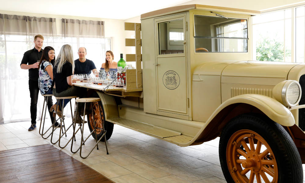 Hunter Valley Winery Day Tour with Cheese, Spirits & Wine Tasting