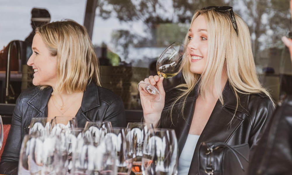 Hunter Valley Winery Day Tour with Cheese, Spirits & Wine Tasting