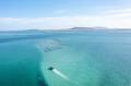 3 Hour Coffin Bay Oyster Farm and Bay Tour Thumbnail 4