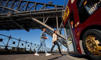 Big Bus Sydney City and Bondi Hop-On Hop-Off Tour - Classic Ticket Thumbnail 2