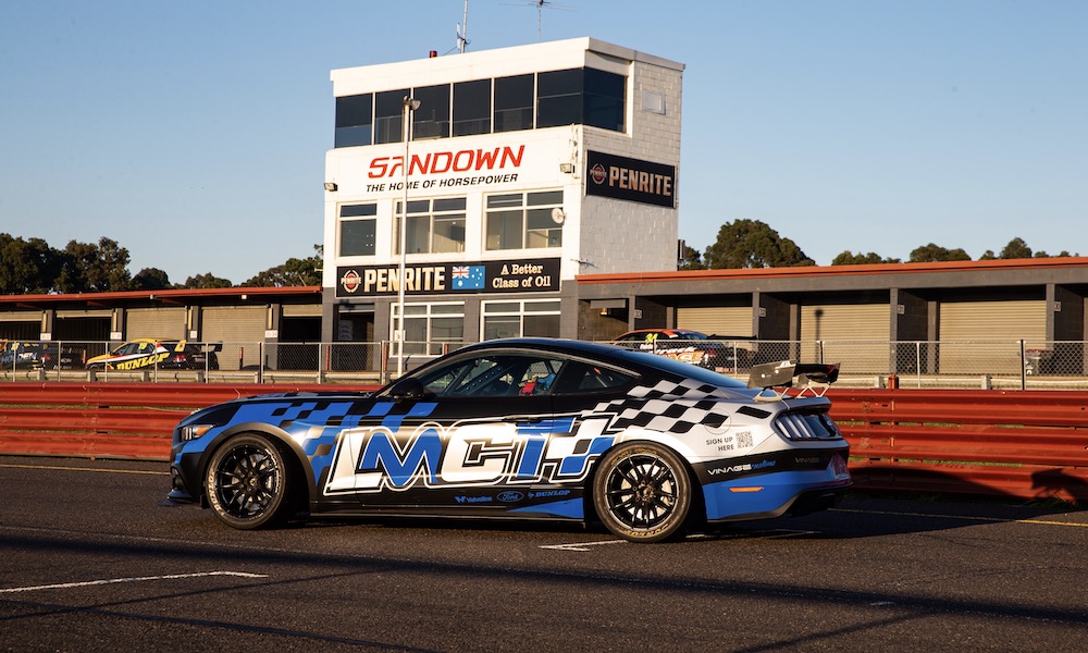 V8 Mustang 20 Lap Drive Racing Experience - Melbourne