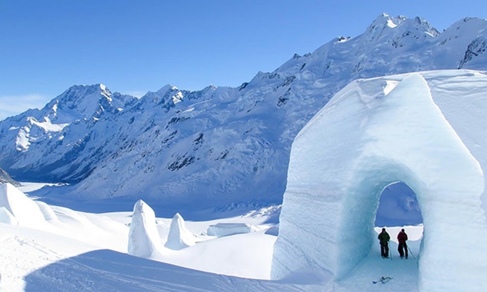 Mount Cook Heli Ski with Scenic Flights and Lunch