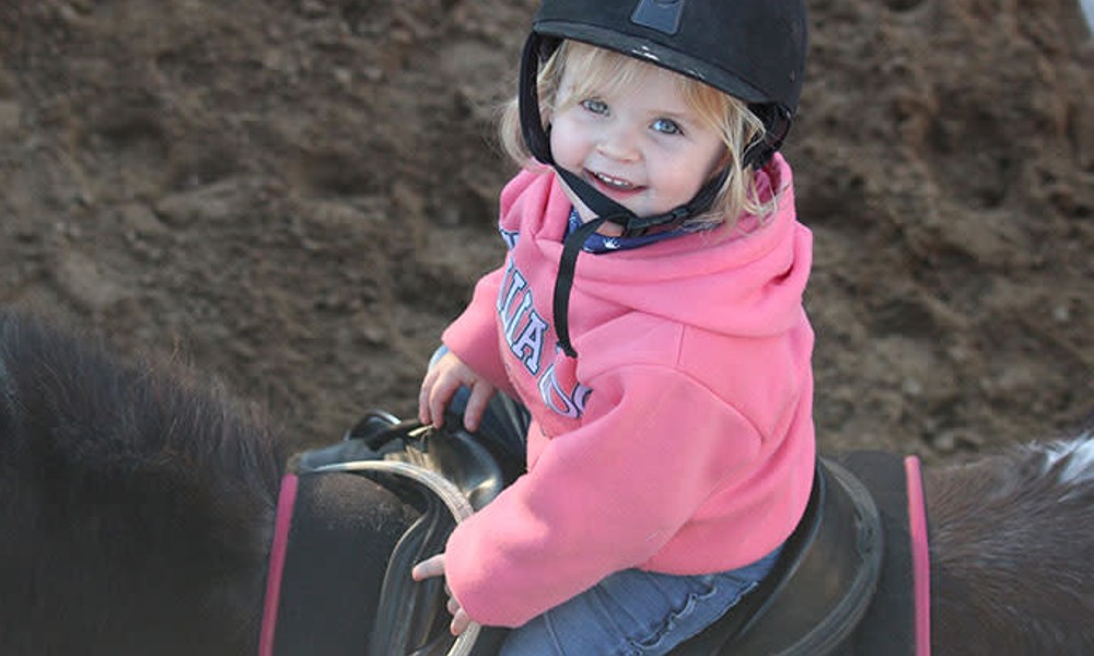 Weekend Kids Private Horse Riding Lesson - 60 Minutes