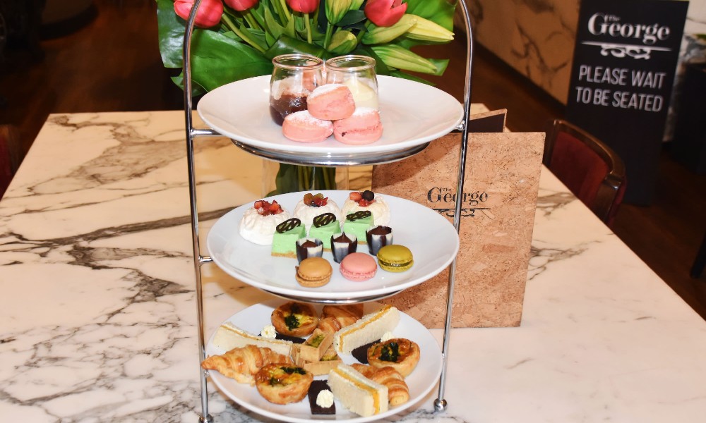 High Tea with a Glass of Sparkling Wine - For 2