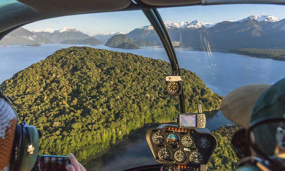 Scenic Te Anau Helicopter Flight - 30 Minutes