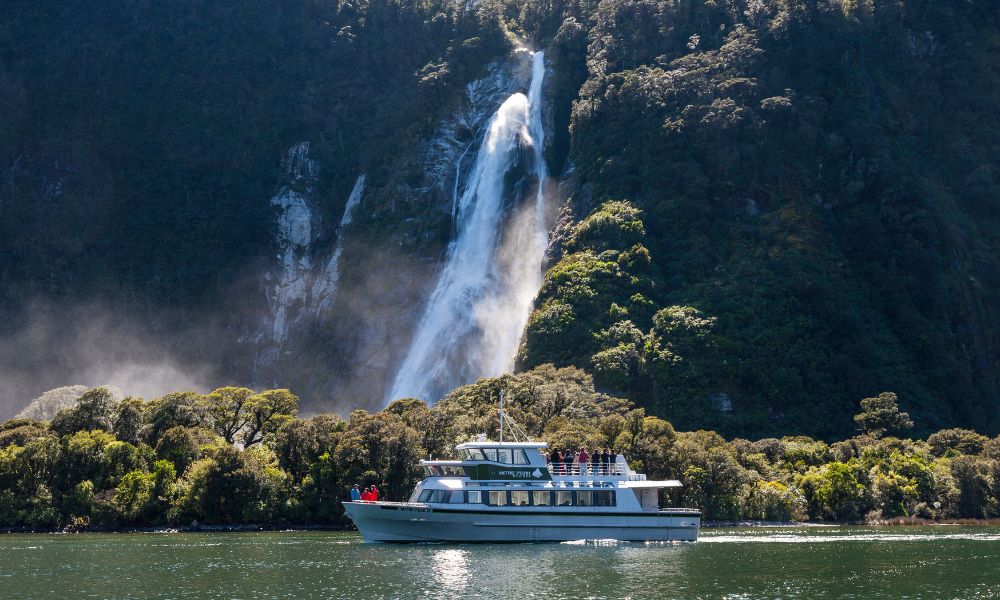Milford Sound Small Boat Cruise -  2 Hours