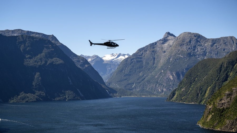 Milford Sound Helicopter and Cruise Package from Queenstown