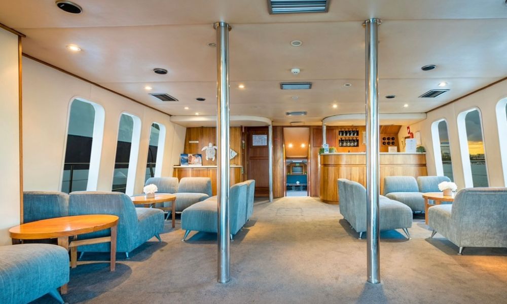 3 Course Dinner with Drinks on a Gold Coast Superyacht Cruise - For 2