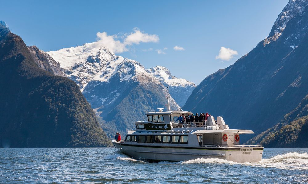 Milford Sound Coach & Cruise from Queenstown