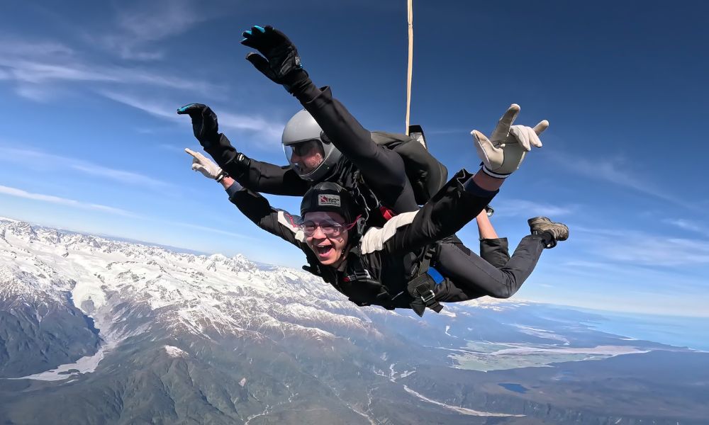  Franz Josef Skydive 18,000ft Kea Jump