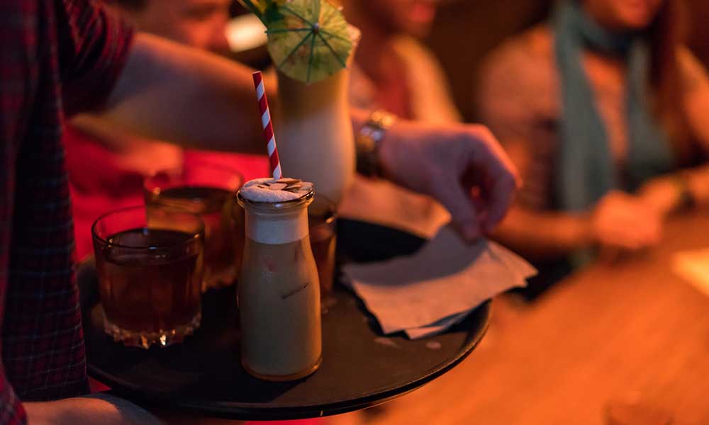 Hidden Laneway Bars of Melbourne Premium Tour Experience Oz