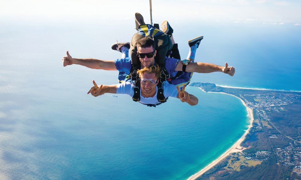 Byron Bay Tandem Skydive from up to 15,000ft with Transfers - Weekends