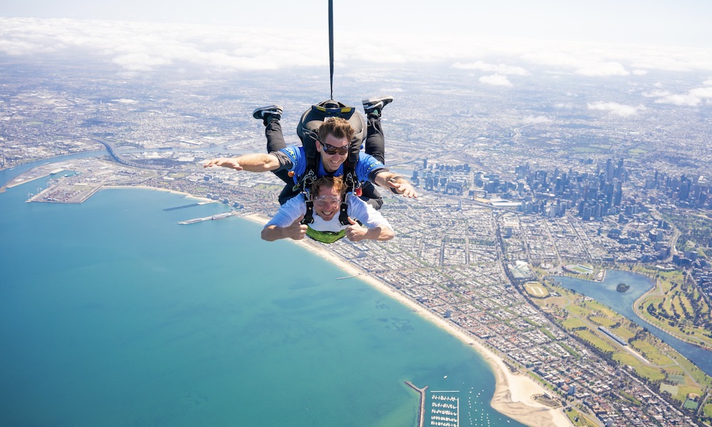 Weekend Melbourne up to 15,000ft Tandem Skydive