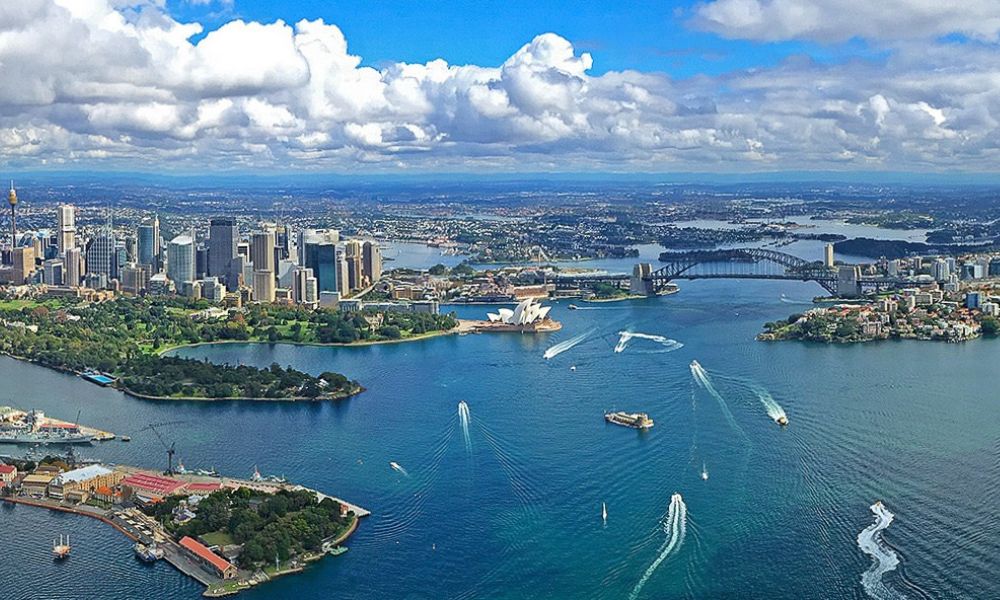 Private Helicopter Flight Over Sydney - 20 Minutes