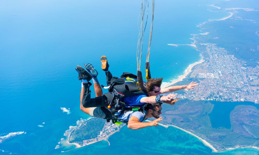 Newcastle Up To 8000ft Tandem Skydive with Transfers - Weekday