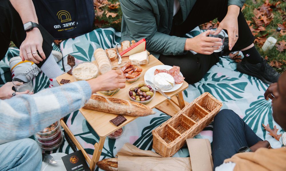 Mystery Picnic in The Central Coast   Book Now | Experience Oz