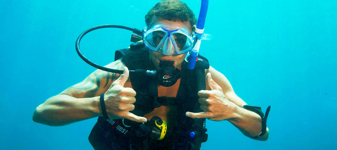 Tangalooma Wrecks Tour with Transfers from Brisbane