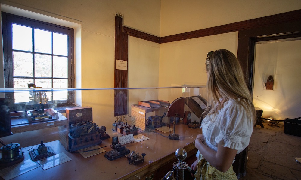 Alice Springs Afternoon Half Day Sightseeing Tour