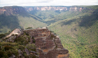 Blue Mountains and Wildlife Park Day Tour from Sydney Thumbnail 5