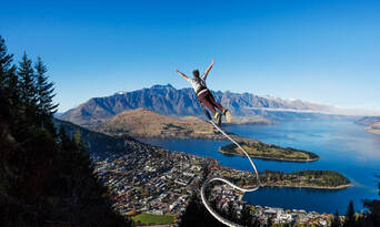 The Ledge Swing in Queenstown Thumbnail 5