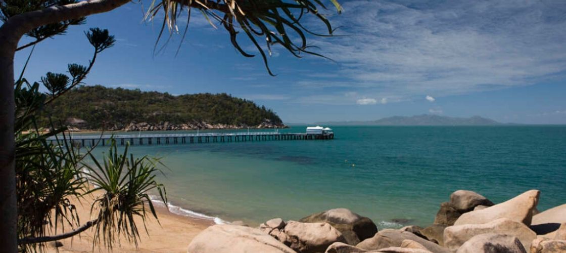 Townsville to Magnetic Island Return Ferry Transfer
