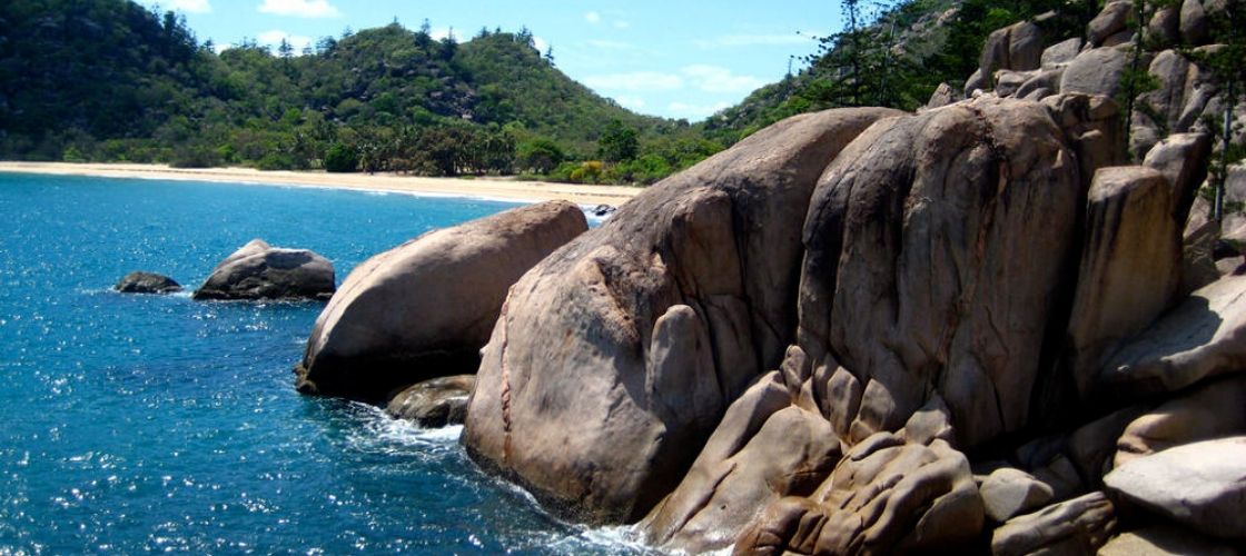 Townsville to Magnetic Island Return Ferry Transfer