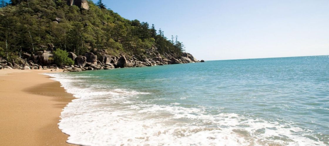 Townsville to Magnetic Island Return Ferry Transfer