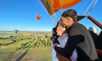 Yarra Valley Hot Air Balloon Flight Thumbnail 3