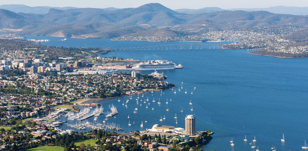 Hobart City 30 Minute Scenic Flight - 10am Scenic Flight (Min 2 pax)