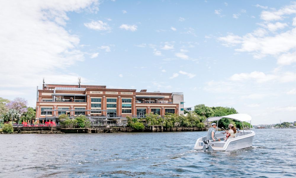 Electric Picnic Boat Hire For 3 Hours - Brisbane