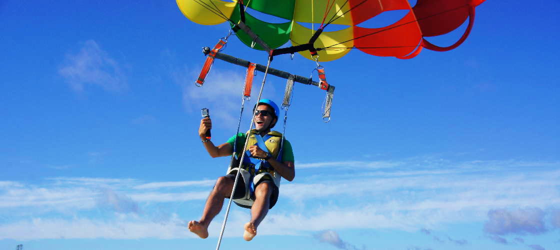 Bay of Islands Parasailing