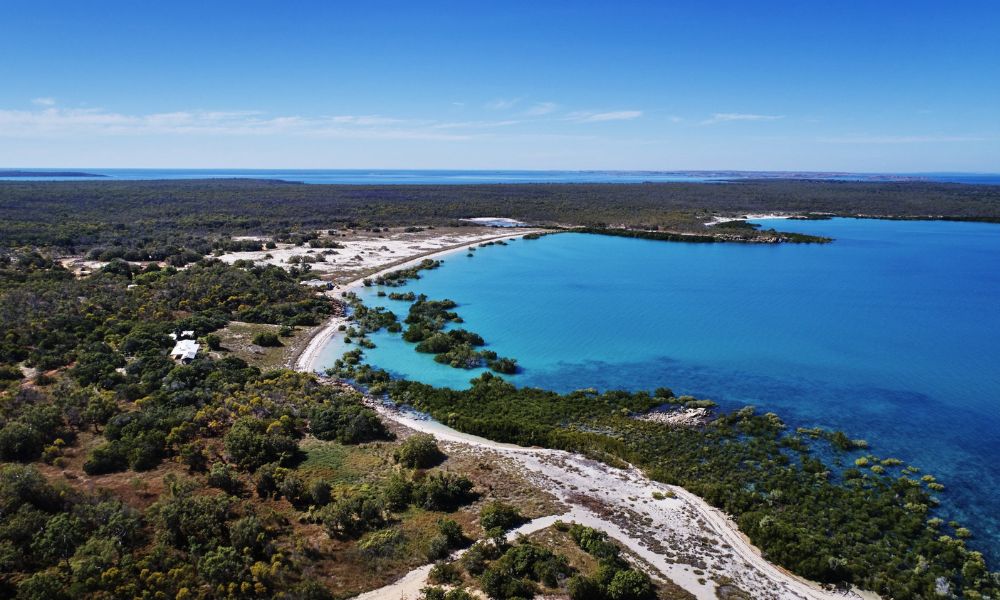 Dampier Peninsula and Aboriginal Communities Tour - Full Day