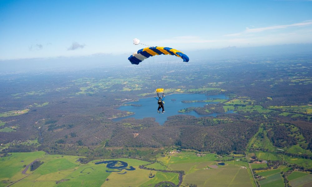 Yarra Valley Weekday Tandem Skydive up to 15,000ft 