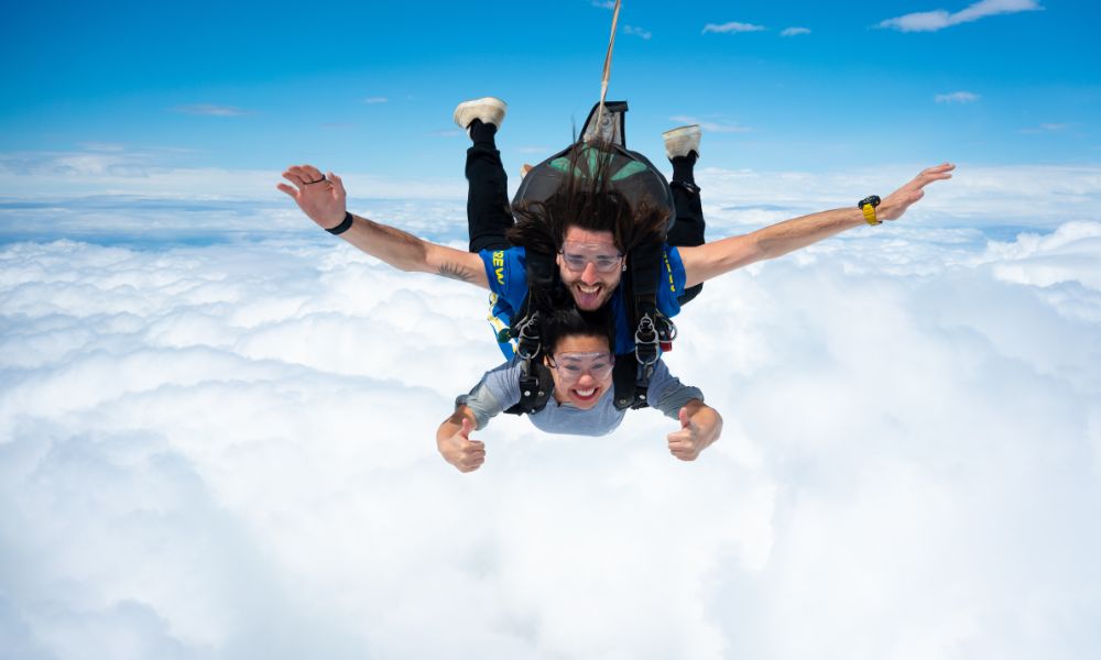 Great Ocean Road Weekday Tandem Skydive up to 15,000ft 